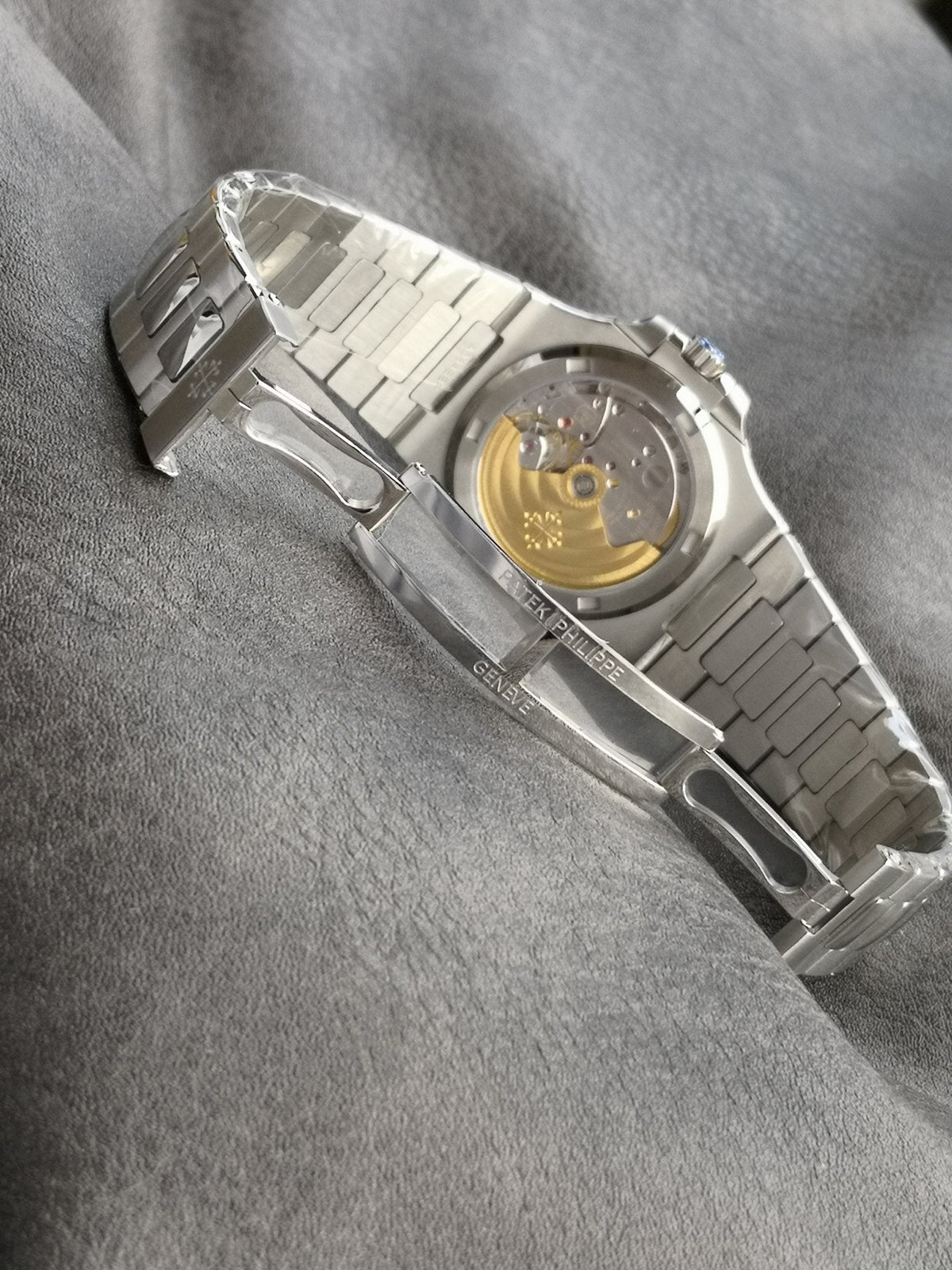 Steel White 40mm Watch