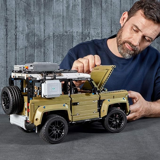 LEGO® Technic Land Rover Defender (42110)