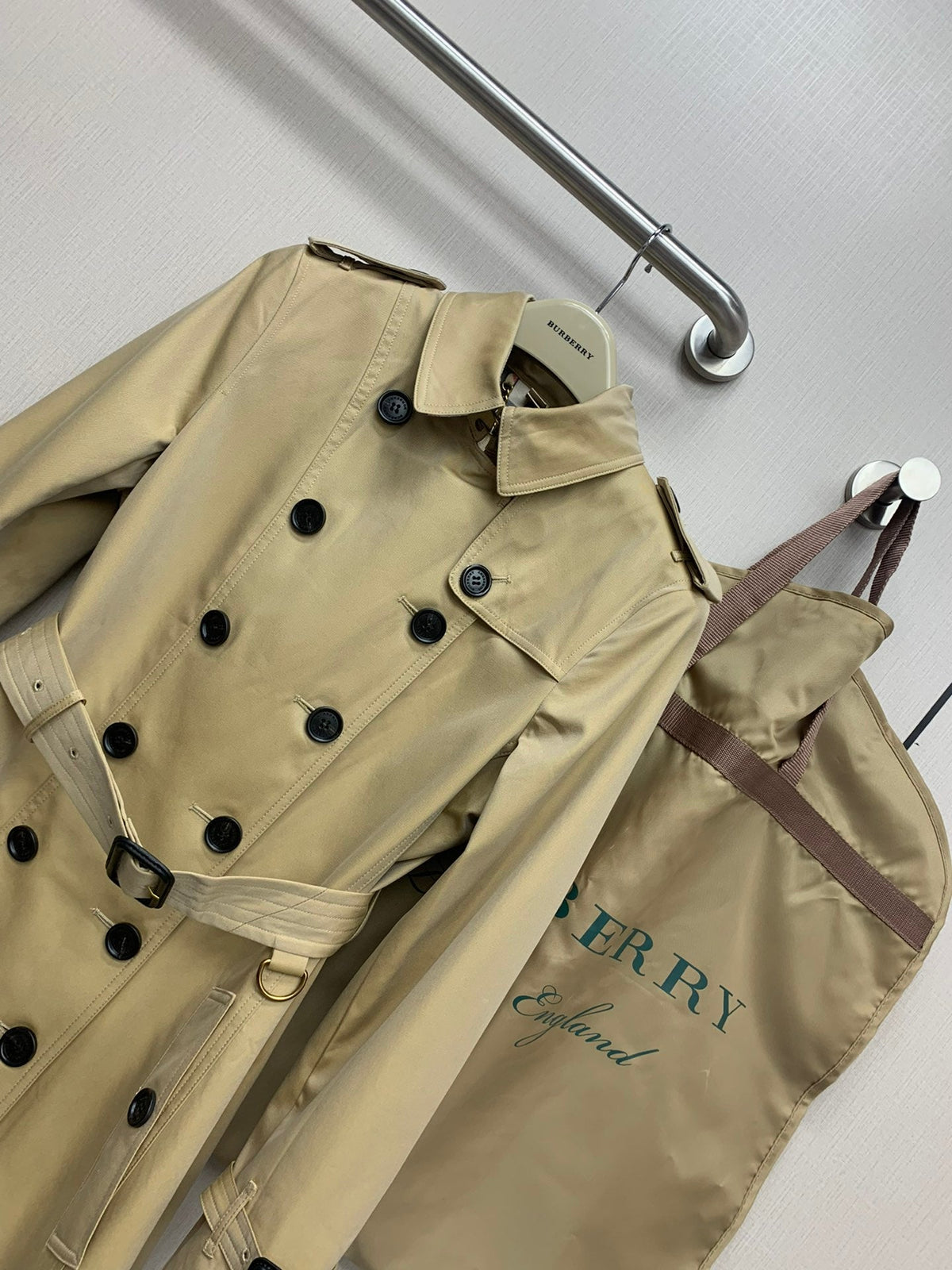 Burberry Sandringham Women's Trench Coat