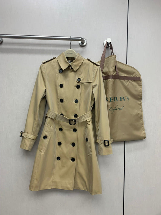 Burberry Sandringham Women's Trench Coat
