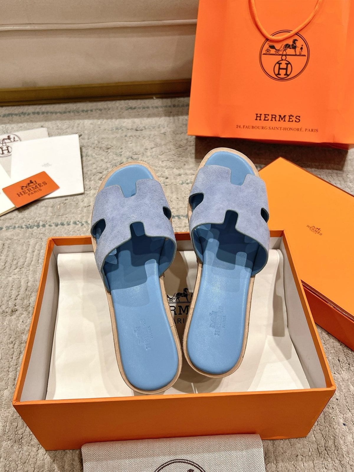 Hermès Wedge Sandals – 2024 Spring/Summer Collection