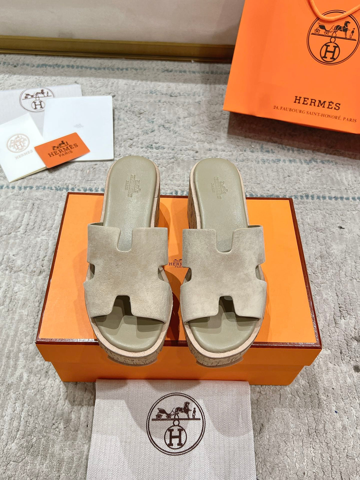 Hermès Wedge Sandals – 2024 Spring/Summer Collection