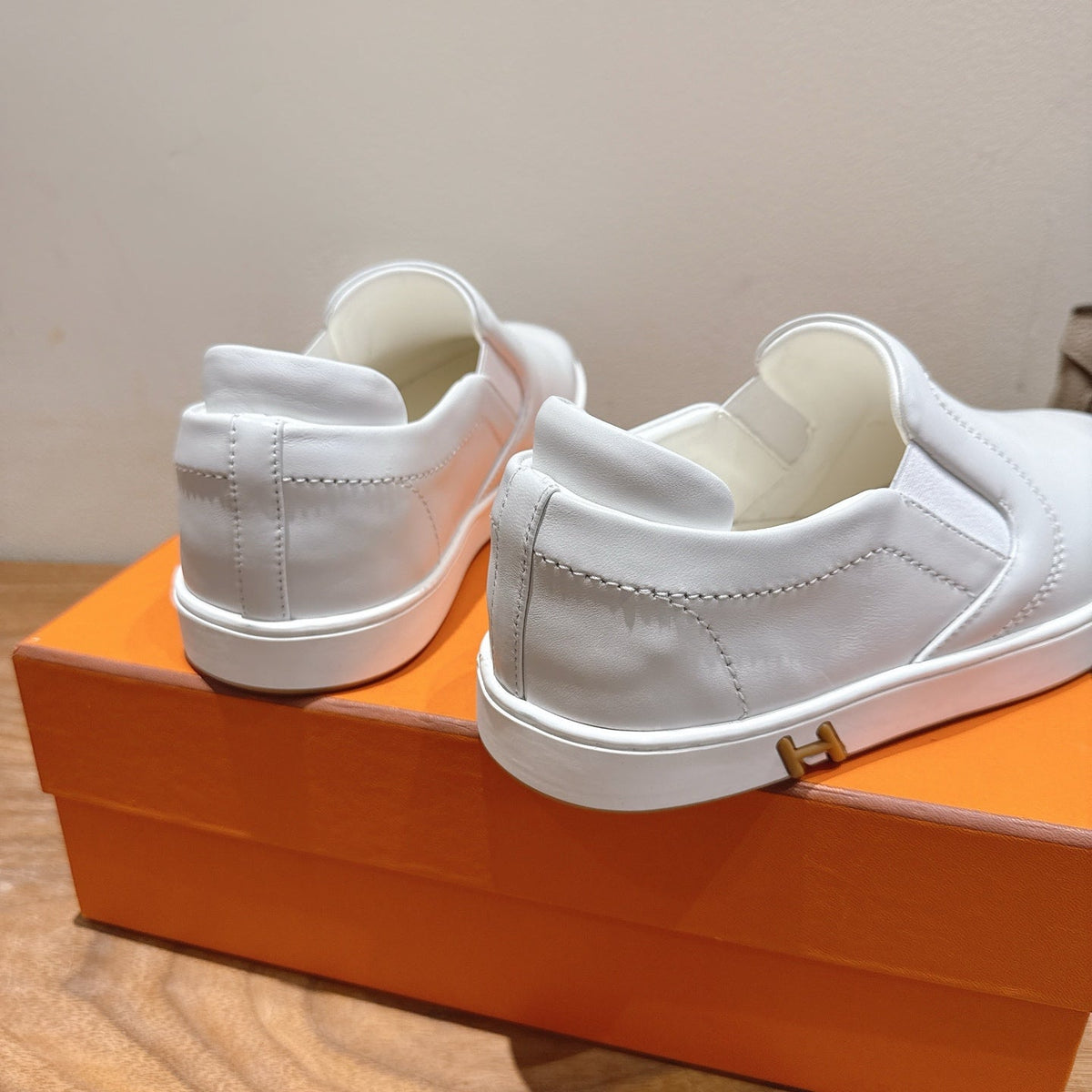 Hermès Classic Lightweight Couple's Slides – SS25