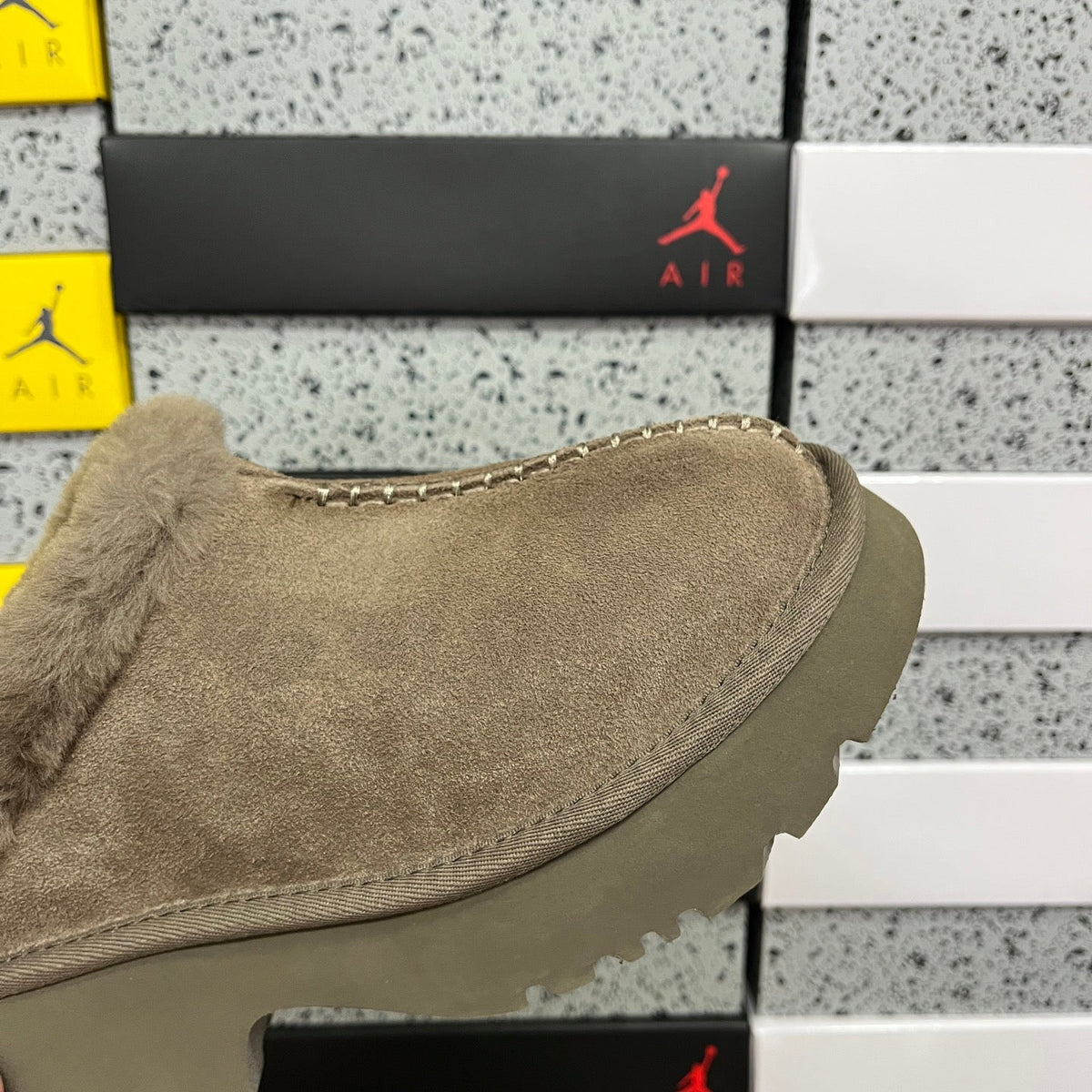 UGG Platform Low-Cut Snow Boots