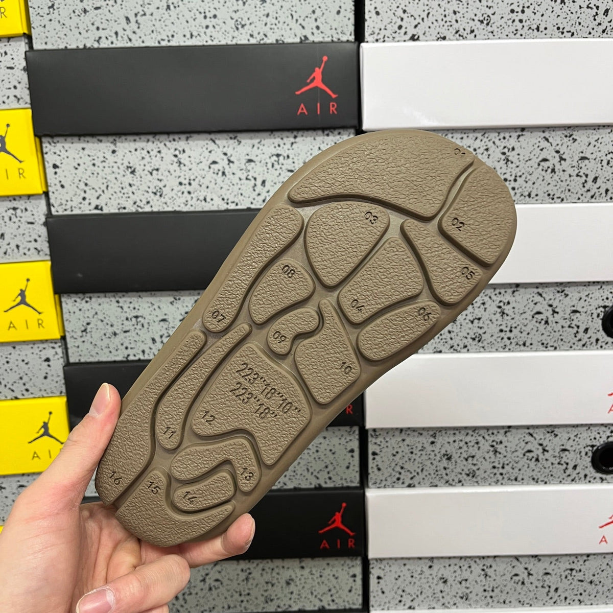 UGG Platform Low-Cut Snow Boots