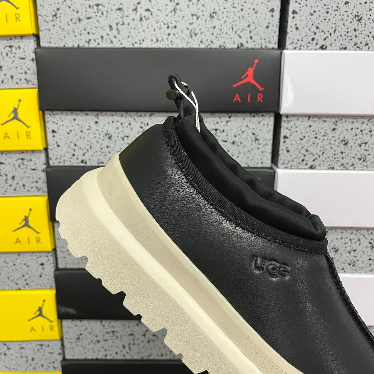 UGG Platform Low-Cut Snow Boots