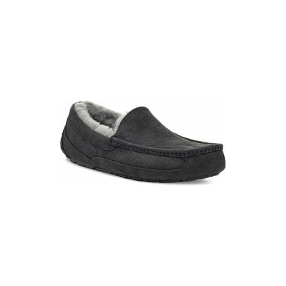 UGG Men's Ascot Slipper in Black Leather
