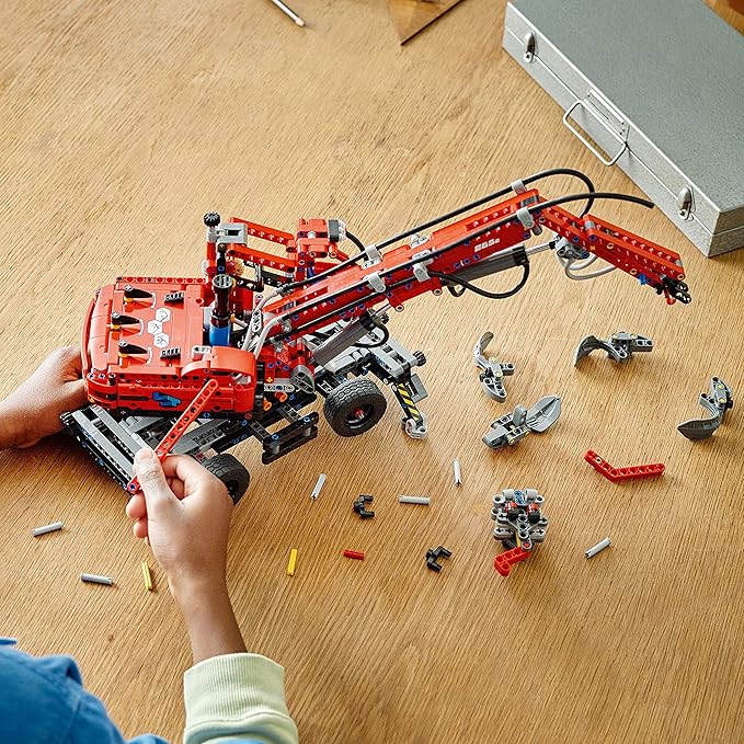 LEGO® Technic Material Handler (42144)