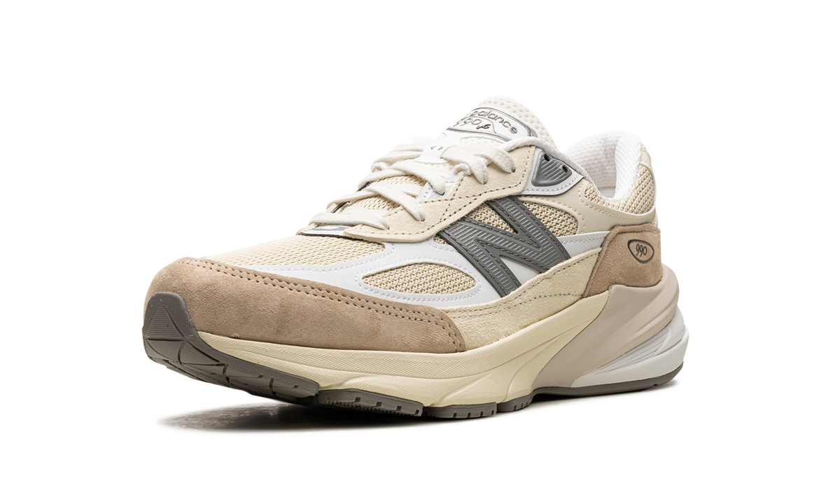 990v6 "Made in USA - Cream" M990SS6