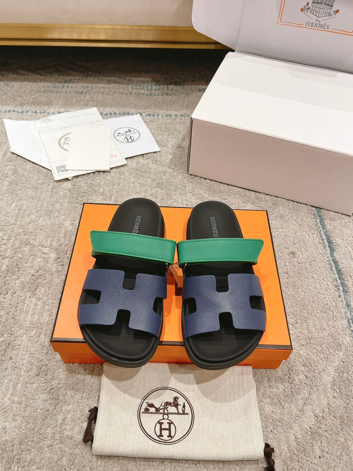 Hermès Chypre Suede Unisex Slides