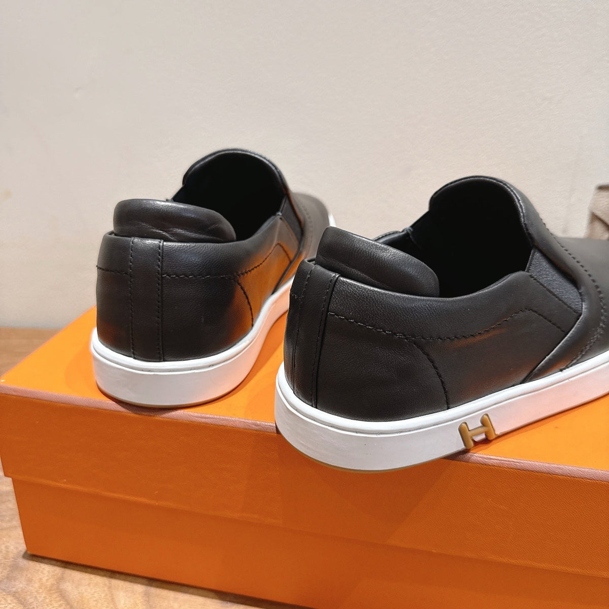 Hermès Classic Lightweight Couple's Slides – SS25