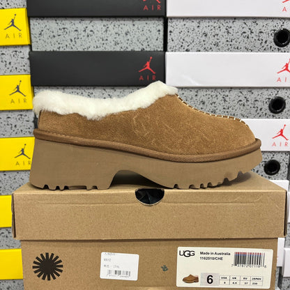 UGG Platform Low-Cut Snow Boots