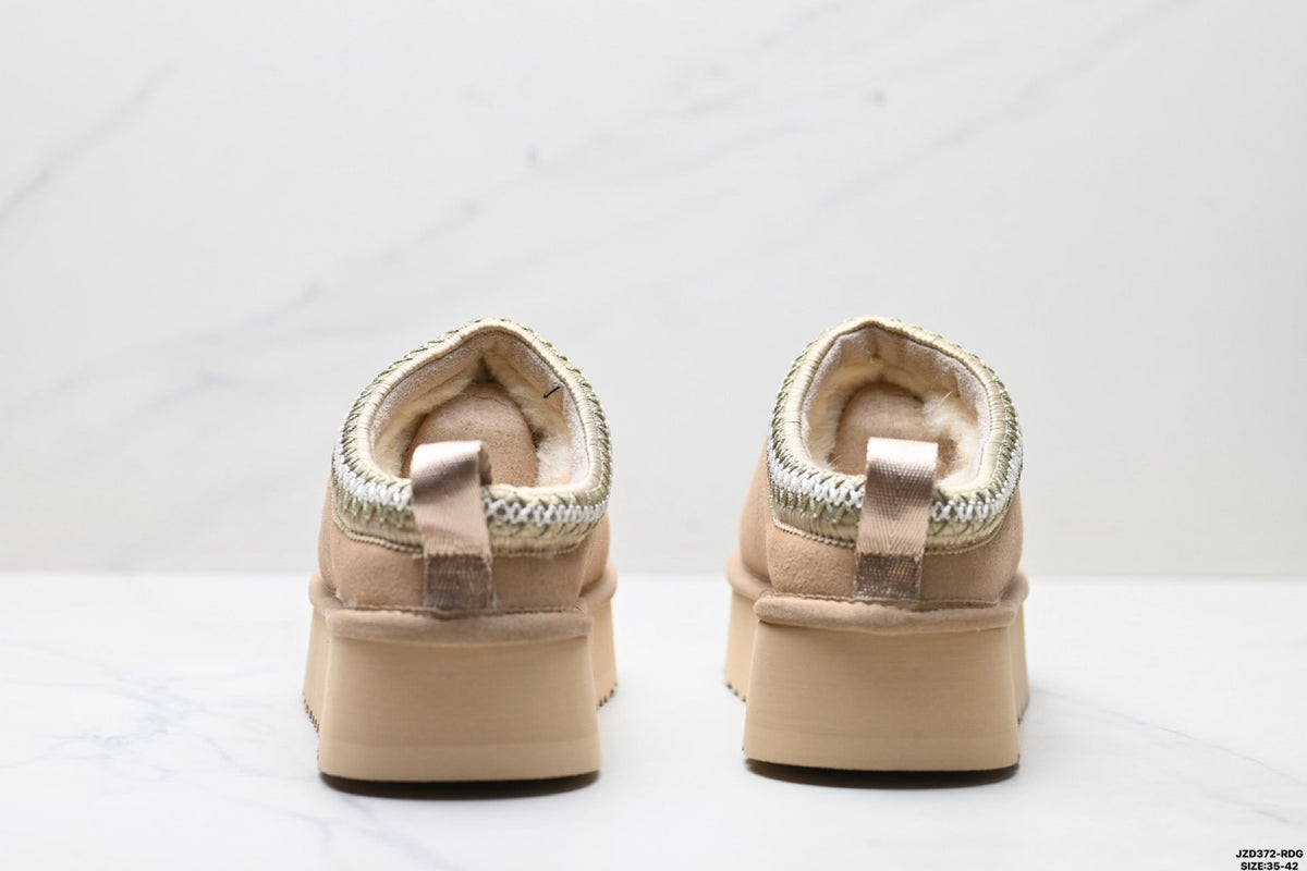 UGG Tazz Slip-On Snow Boots