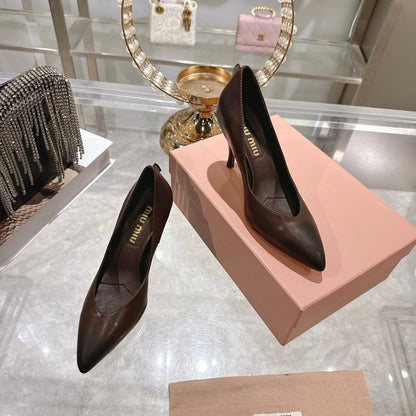 Miu Miu Pointed Toe Classic Pumps – Spring 2026 Collection