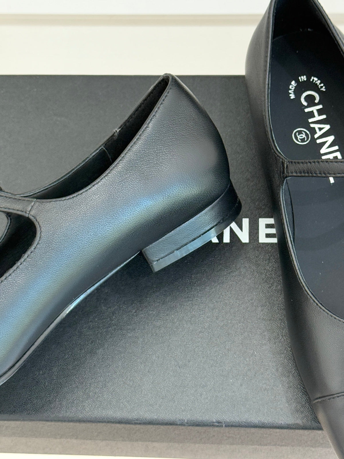 Chanel Rhinestone Double C Mary Jane Flats – 25K Collection